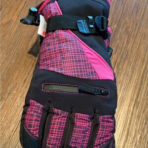 Magellan Outdoors Black Gloves with Pink Accent
